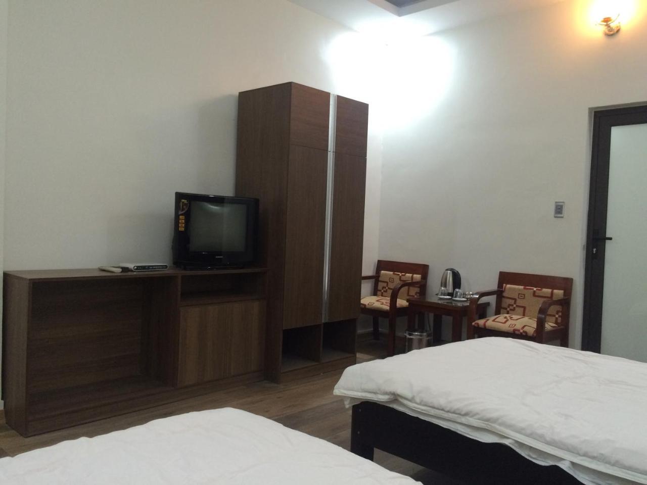 Khai Hoan Hotel Dong Van  Exteriör bild
