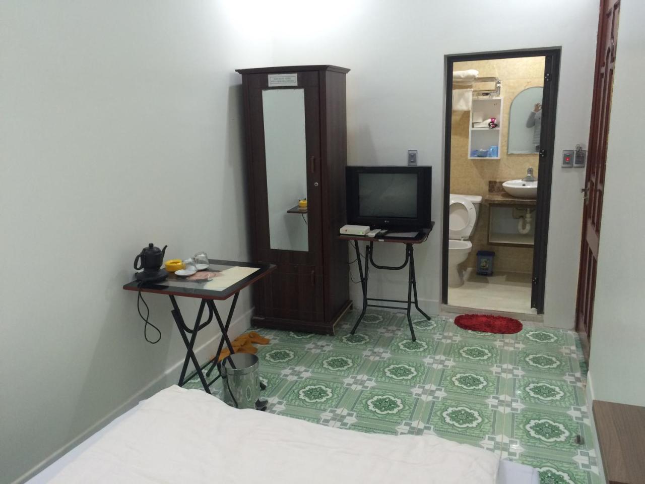 Khai Hoan Hotel Dong Van  Exteriör bild