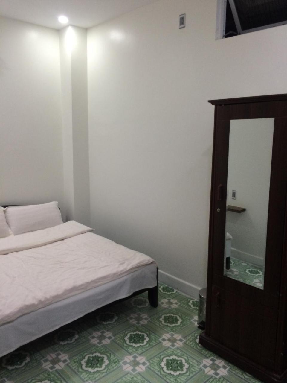 Khai Hoan Hotel Dong Van  Exteriör bild