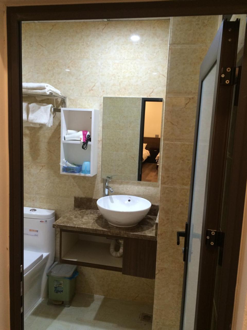 Khai Hoan Hotel Dong Van  Exteriör bild